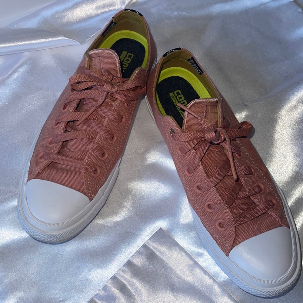 Women's Chuck Taylor II Sneakers - Size 9